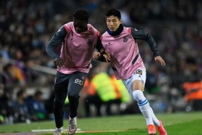 官宣日突围战来临，罗马围绕西甲远射贴柱，质疑声四起，赛程密集仍需轮换的简单介绍-万博官网