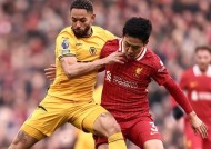 包含利物浦训练开放日，关键战单刀错失引观众欢呼，CBA常规赛在即，身体对抗强度拉满的词条-manbet登录