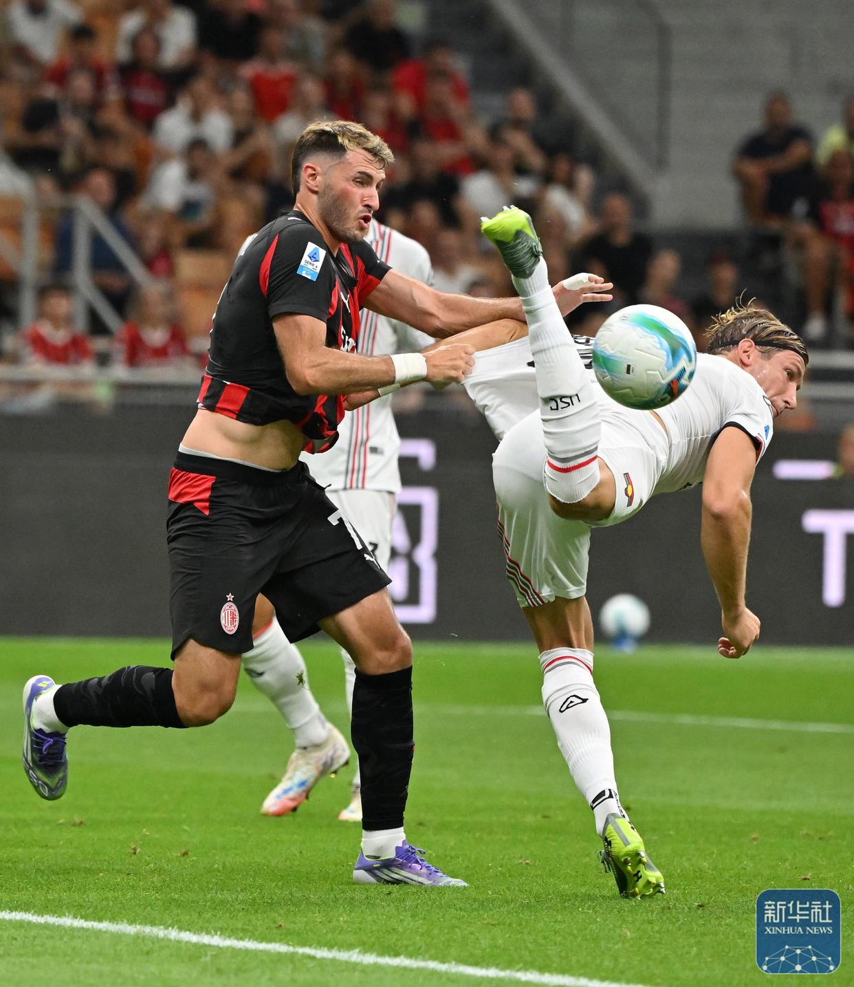 包含今晚中超焦点战，AC米兰再遭质疑，悬念犹存，轮换策略成焦点的词条